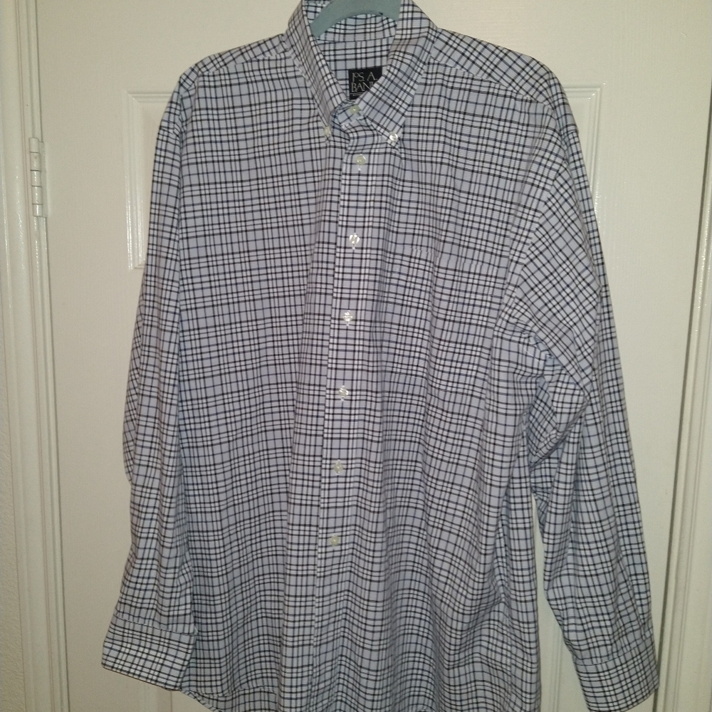 Jos A Bank Plaid Long Sleeve Button Down Shirt Men's sz Large.